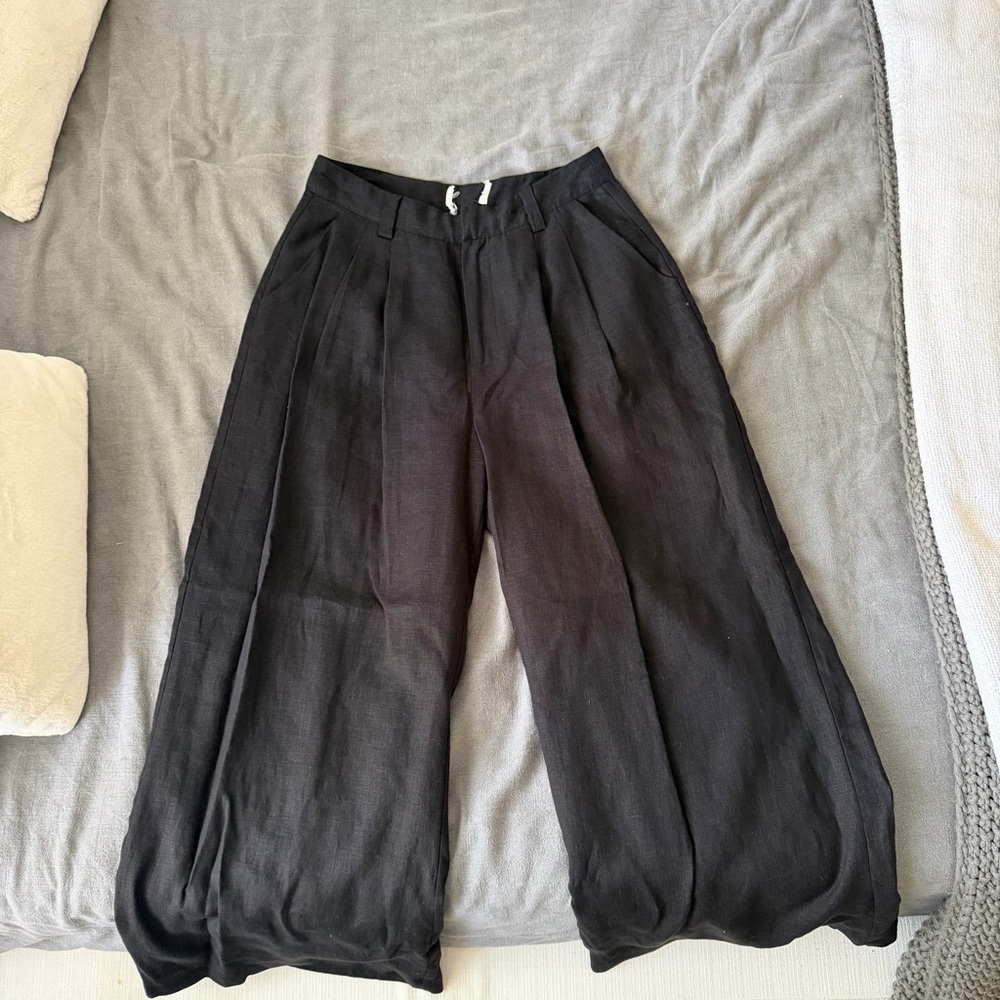 Black Wide-Leg Pants
